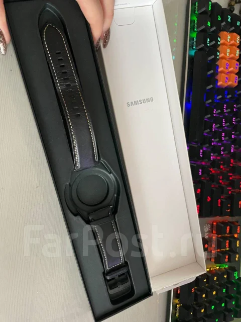 Samsung Galaxy Watch3. GPS, NFC ����