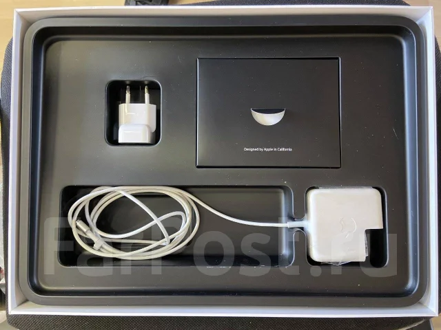 Apple MacBook Air 13 2016 Early MMGF2. 13.3", 1,6����, ��� 8 ��, ���� 128���, WiFi: 1, Bluetooth: 1, ����������� �� 12��. ����