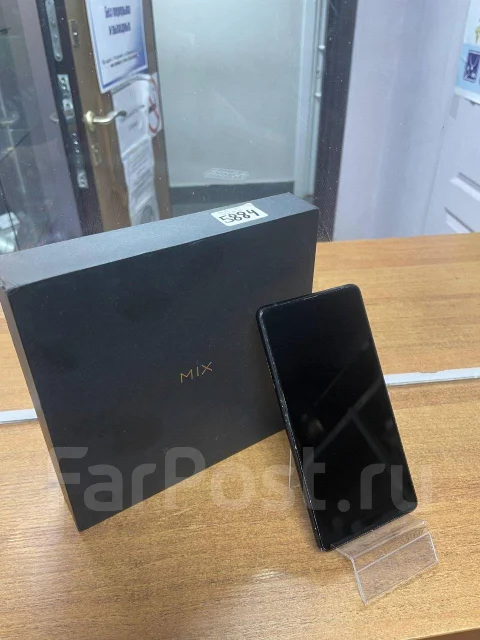 Xiaomi Mi Mix 2S. �/�, 64 ��, ������, 4G LTE, Dual-SIM, NFC ����