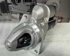 ������� hino RD8, RD10, Nissan FE ����