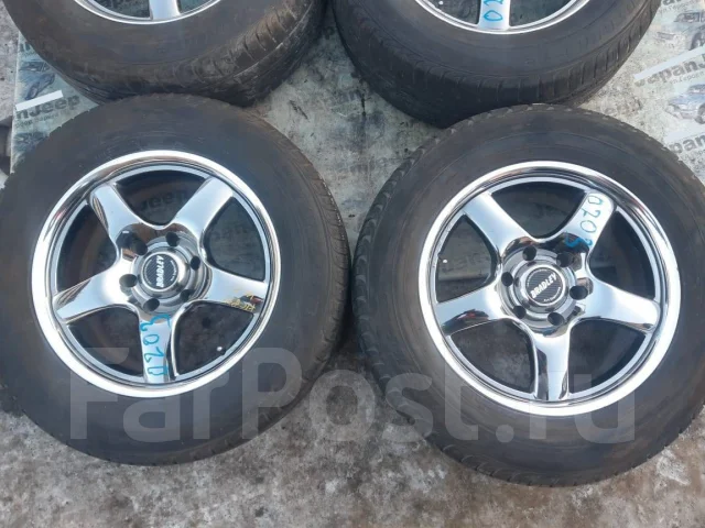 4x4 Engineering Bradley. 8.5x18", 6x139.7, ET18 ����