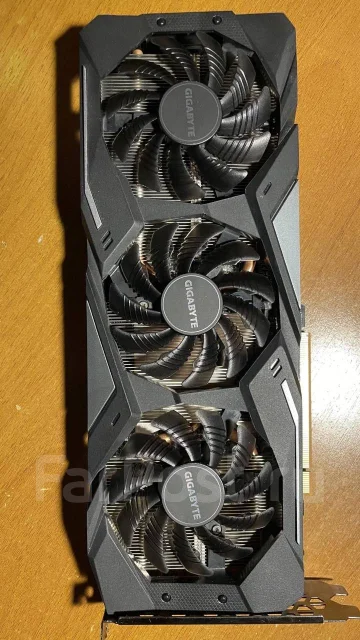 Radeon RX 5500 XT ����