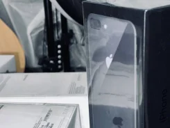 Apple iPhone 8 Plus. �����, 64 ��, ������, 3G, 4G LTE ����