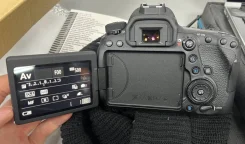 Canon EOS 6D Mark II ����