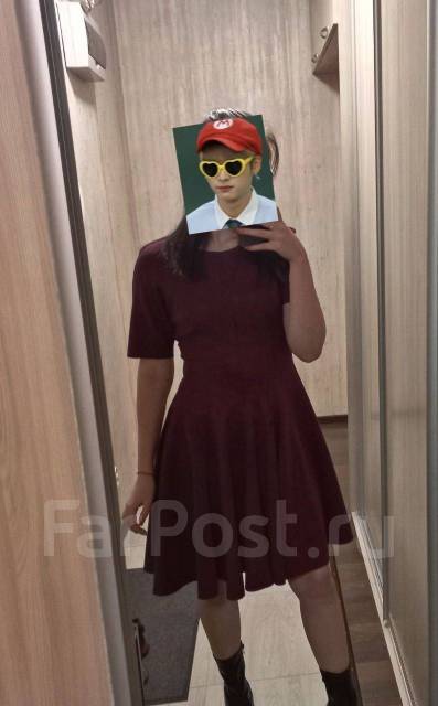 Продам 2 Платья