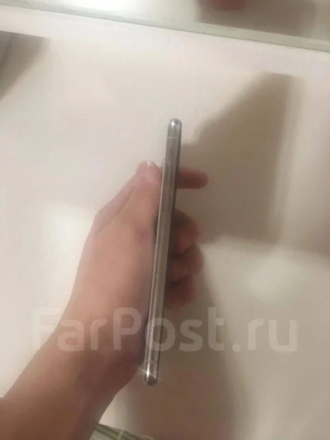 Apple iPhone X. �/�, 256 ��, �����, 4G LTE ����