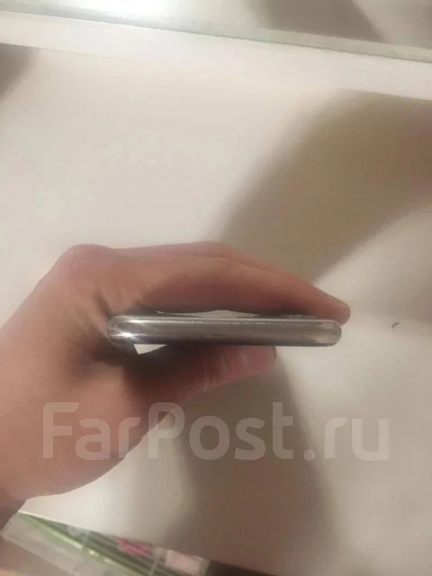 Apple iPhone X. �/�, 256 ��, �����, 4G LTE ����