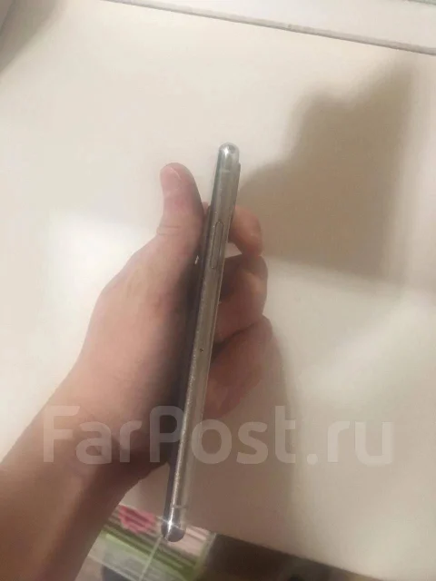 Apple iPhone X. �/�, 256 ��, �����, 4G LTE ����