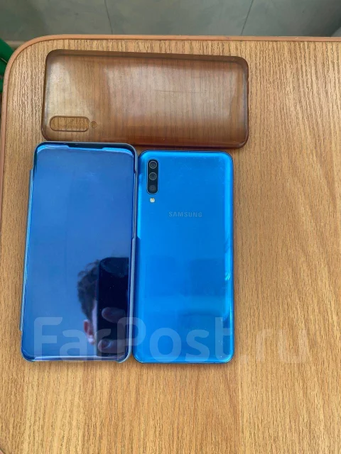 Samsung Galaxy A50. �/�, 64 ��, �����, 4G LTE, Dual-SIM, NFC ����