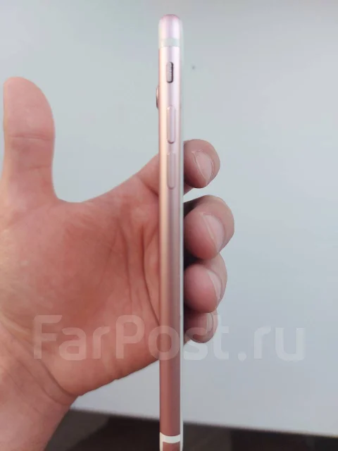Apple iPhone 7. �/�, 32 ��, �������, 3G, 4G LTE, ����������, NFC ����