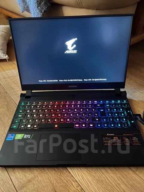 Gigabyte Aorus 15P XD. 15.6", 4,6����, ��� 16 ��, ���� 1 000���, WiFi: 1, Bluetooth: 1, ����������� �� 8��. ����