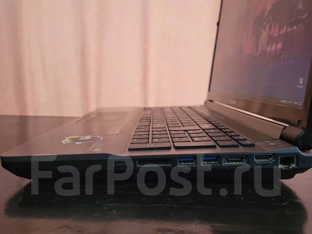 DNS Gamer. 15.6", ��� 16 ��, WiFi: 1, Bluetooth: 1 ����