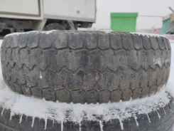 Yokohama F700. ������, �/�, ����� 80 % ����