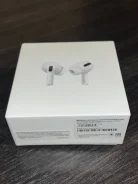 Apple AirPods ����