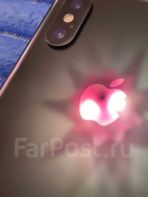 Apple iPhone X. �/�, 64 �� ����