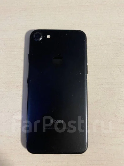 Apple iPhone 7. �/�, 32 ��, ������, 4G LTE, NFC ����