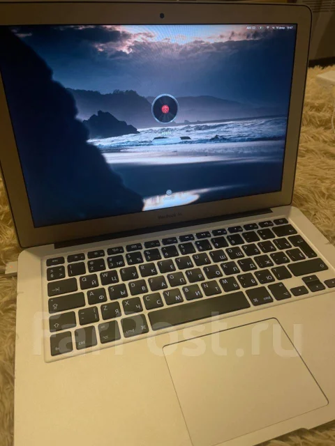 Apple MacBook Air 13 2017 Mid. 13.3", 1,8����, ��� 8 ��, ���� 256���, WiFi: 1, Bluetooth: 1, ����������� �� 11��. ����