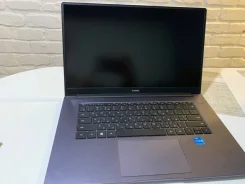 Huawei MateBook D 15. 15.6", 3,0����, ��� 8 ��, ���� 265���, WiFi, Bluetooth, ����������� �� 8��. ����