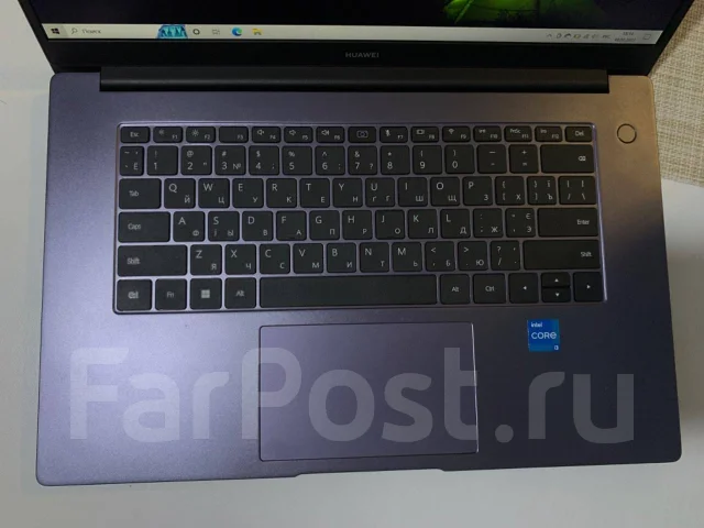 Huawei MateBook D 15. 15.6", 3����, ��� 8 ��, ���� 265���, WiFi: 1, Bluetooth: 1, ����������� �� 8��. ����