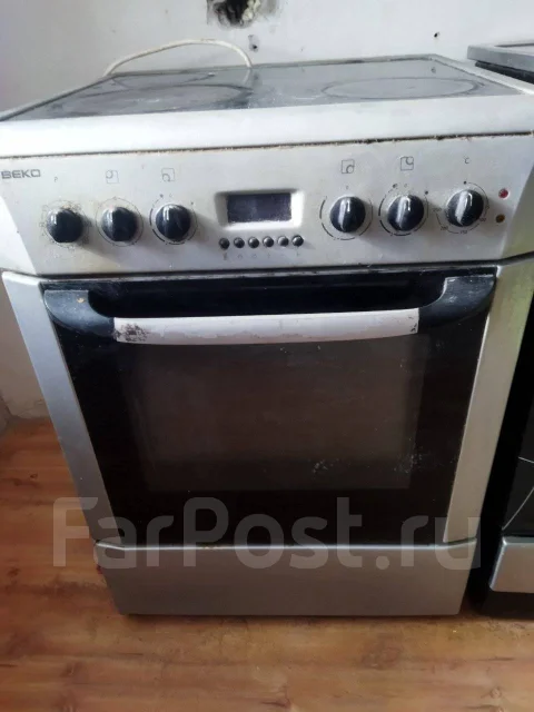 Продам электроплиту, б/у, в наличии. Цена: 2 000₽ во Владивостоке