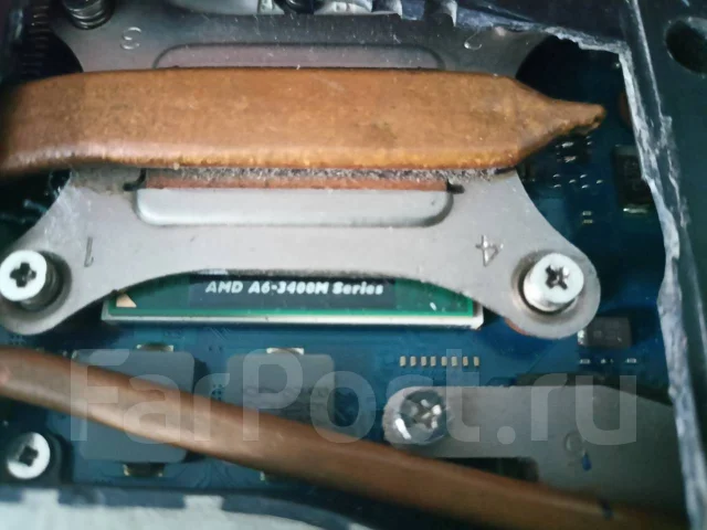Samsung 305V5A. 15.6", 1,7����, ��� 4 ��, WiFi: 1, Bluetooth: 1 ����