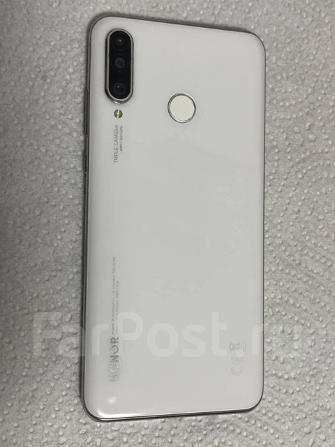 Honor 20S. �/�, 128 ��, �����, 3G, 4G LTE, Dual-SIM, NFC ����