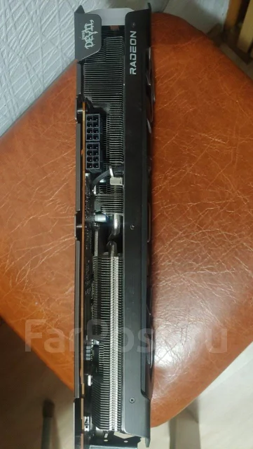 Radeon RX 6700 XT ����