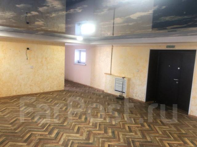 Сдается в аренду теплое небольшое помещение под офис, склад 58м2 ...