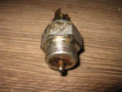 ������ ��������� ������� ���� Audi 100 (C3) III (1982�1987) [084941521] 084941521 ����