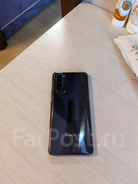 Honor 30 Pro+. �/�, 256 ��, ������, 3G, 4G LTE, 5G, Dual-SIM, NFC ����