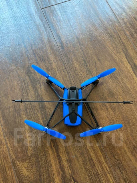 Parrot Rolling Spider. ��� ������ ����