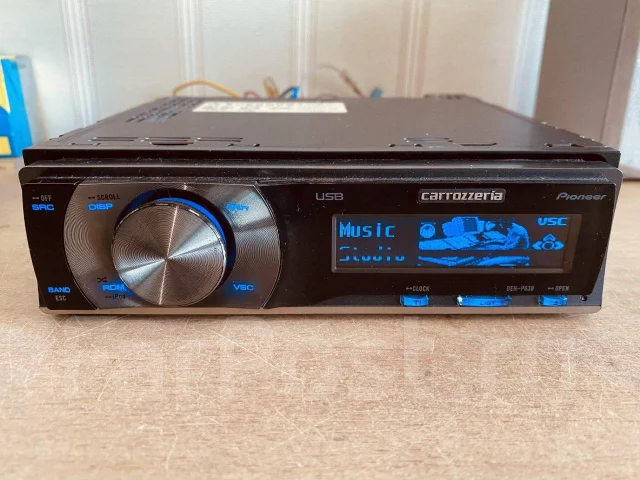 Pioneer Carrozzeria DEH-P630 / USB, CD, MP3, AUX, iPod / iPhone, 1