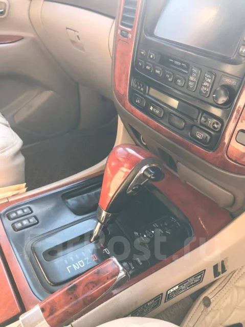 Toyota Land Cruiser Cygnus ����