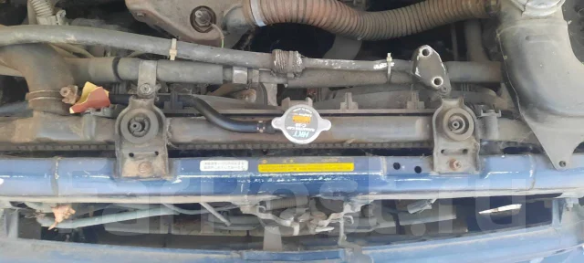 Nissan Prairie. NM11, CA20 ����