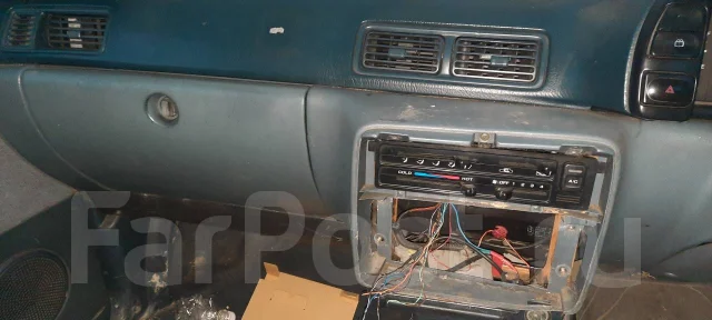 Nissan Prairie. NM11, CA20 ����