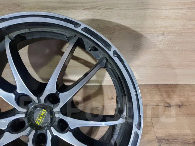 Dotz Tupac. 8.0x18", 5x114.3, ET40 ����