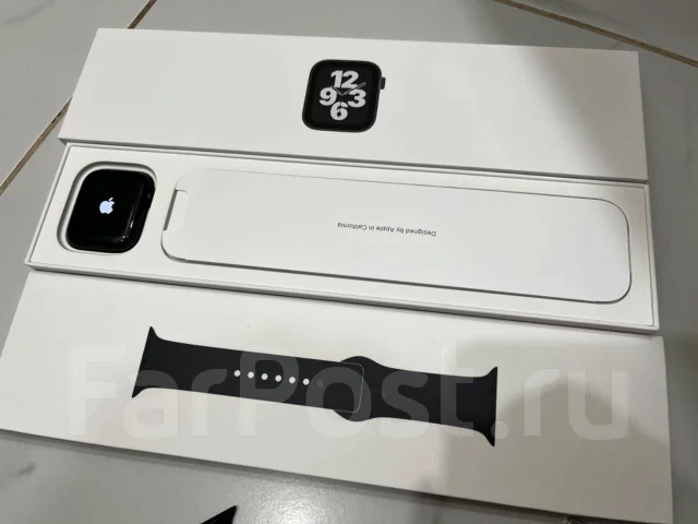 Apple Watch SE Nike ����