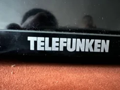 Telefunken TF-LED43S81T2S. LCD (��) ����