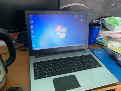 DEXP. 15", 2,2����, ��� 2048 ��, ���� 128���, WiFi: 1, Bluetooth: 1, ����������� �� 6��. ����