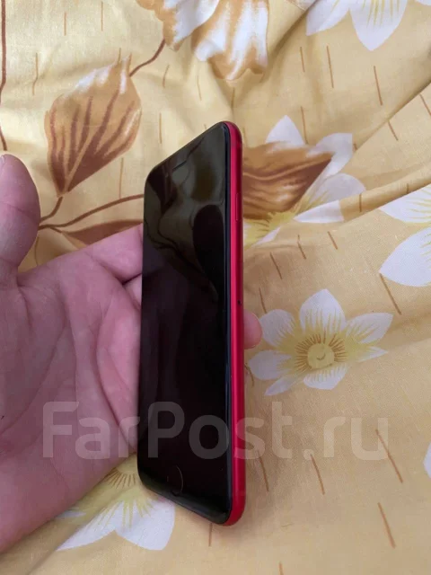 Apple iPhone SE 2020. �/�, 64 ��, �������, 3G, 4G LTE, NFC ����