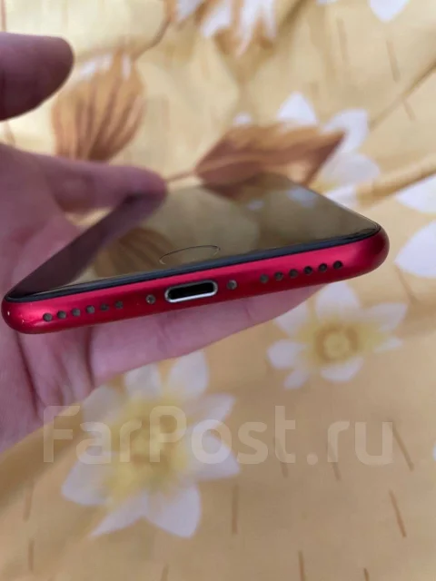 Apple iPhone SE 2020. �/�, 64 ��, �������, 3G, 4G LTE, NFC ����