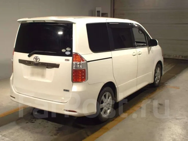 Toyota Noah. �������, ��������, 2.0, ������, �/�, ��� ���. ��� ����� �� ������������ ����