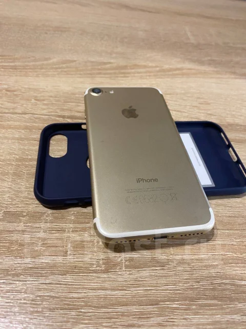 Apple iPhone 7. �/�, 32 ��, �����, �������, 3G, 4G LTE, NFC ����