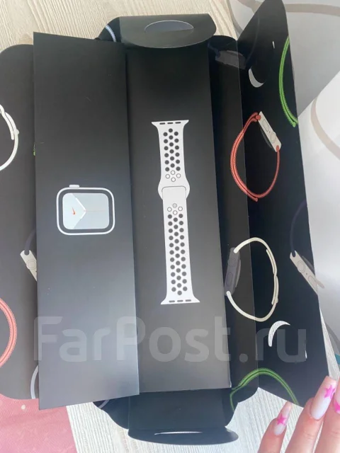 Apple Watch SE Nike ����