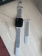 Apple Watch SE Nike ����