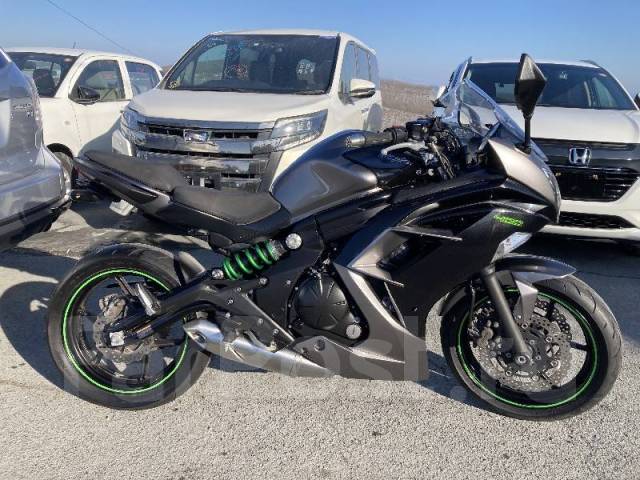 Спортбайк Kawasaki Ninja 400