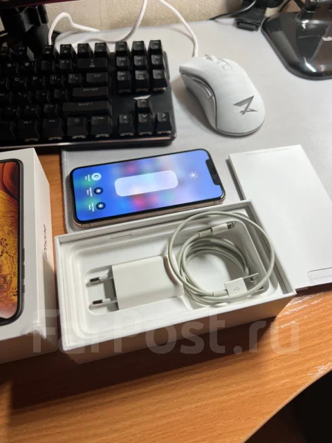 Apple iPhone Xs. �/�, 64 ��, �������, 3G, 4G LTE, ����������, NFC ����