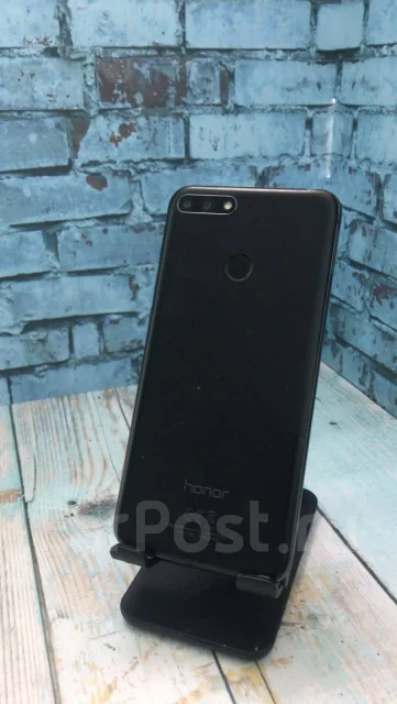 Honor 7C. �/�, 32 ��, ������, 3G, Dual-SIM ����