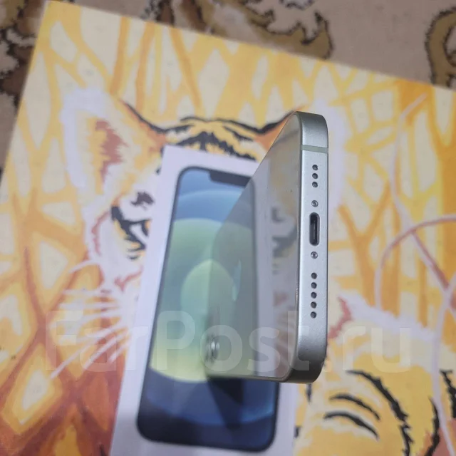Apple iPhone 12. �/�, 128 ��, �������, 3G, 4G LTE ����