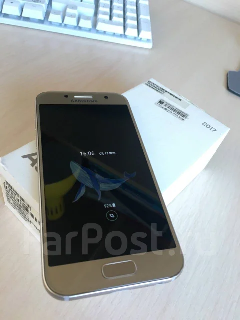 Samsung Galaxy A3 2017. �/�, 16 ��, �������, 4G LTE, Dual-SIM, NFC ����